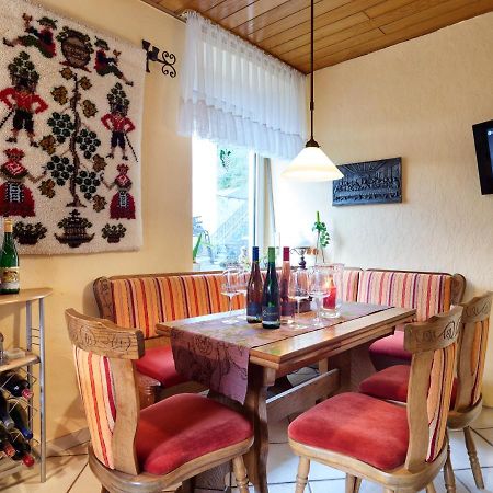 شقة Weingut Christoffel Kövenig المظهر الخارجي الصورة